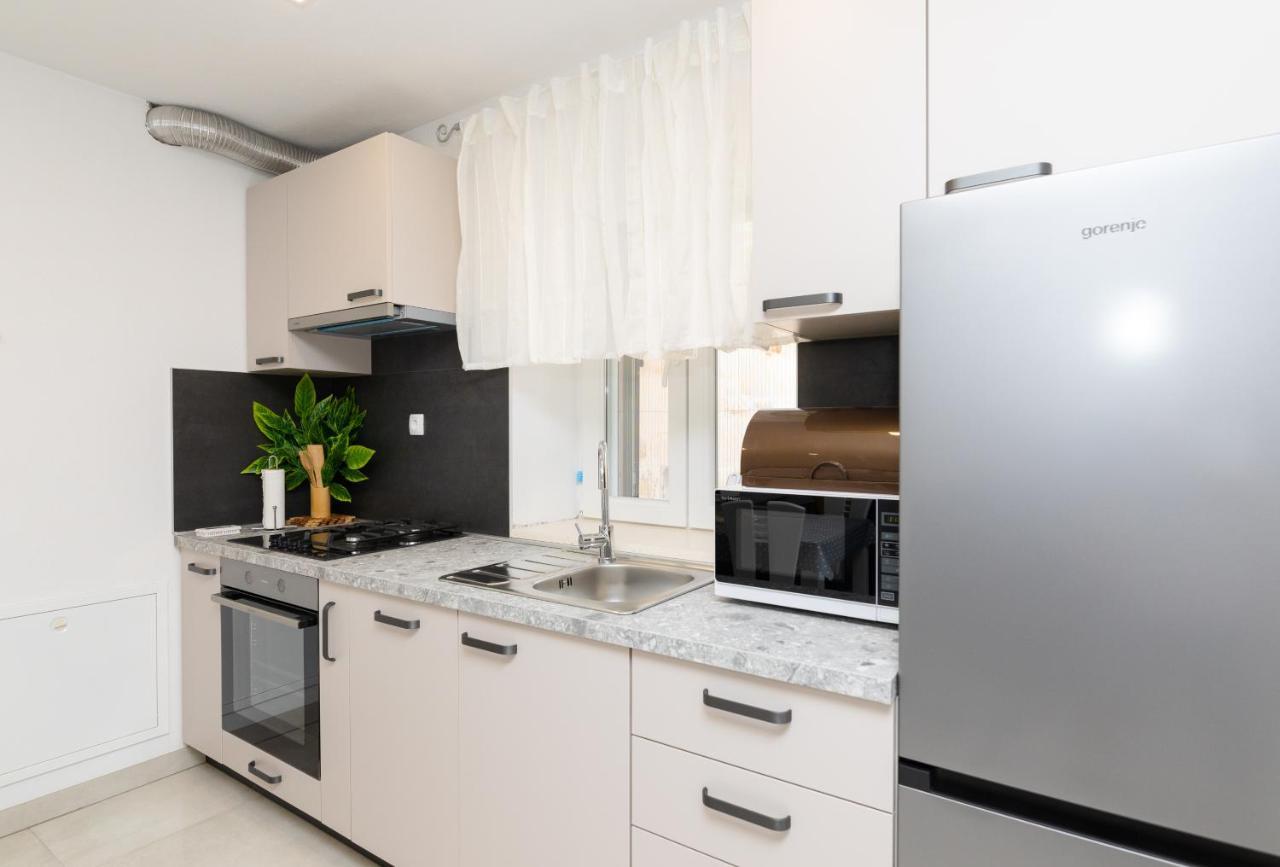 Apartmani Canaki Супетар Екстер'єр фото