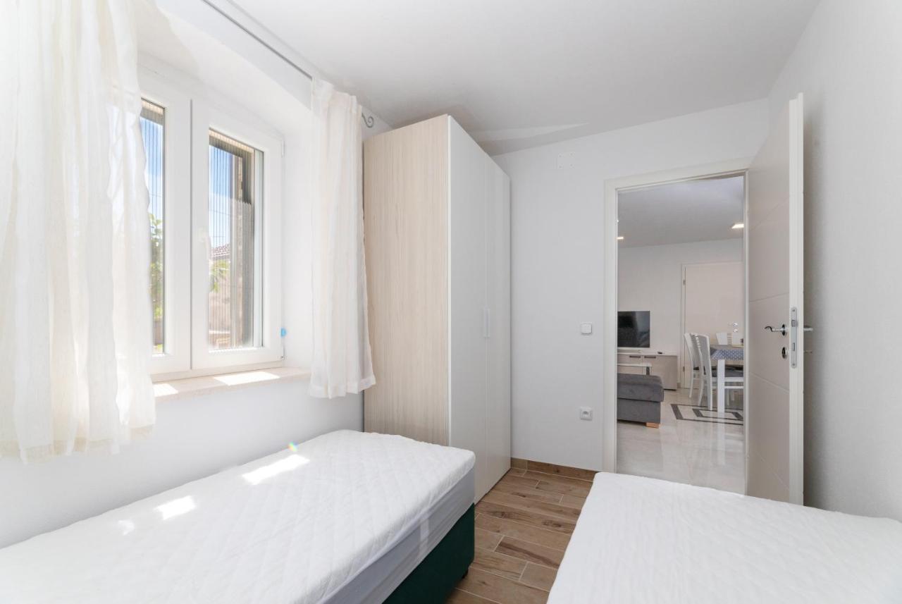 Apartmani Canaki Супетар Екстер'єр фото