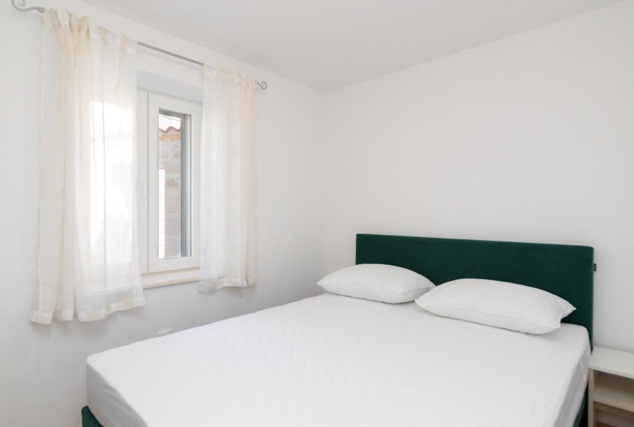 Apartmani Canaki Супетар Екстер'єр фото