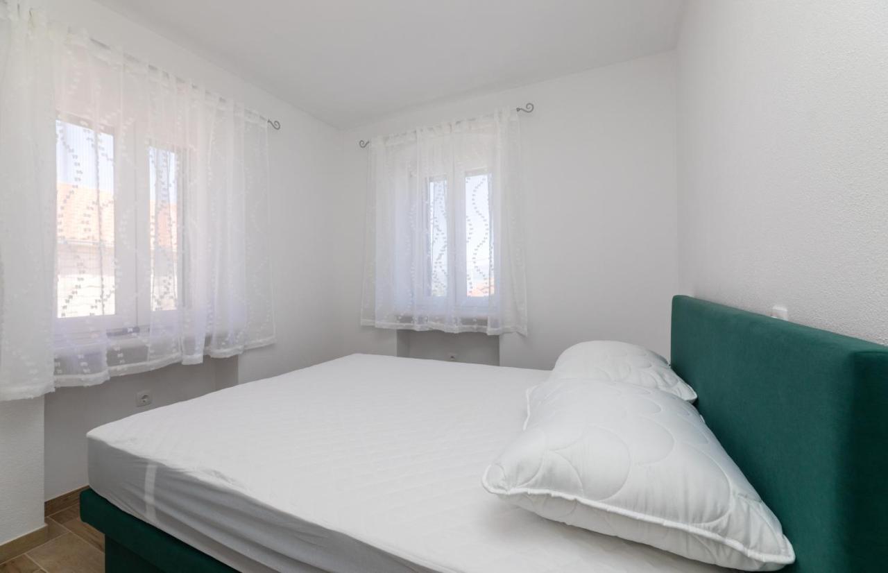 Apartmani Canaki Супетар Екстер'єр фото